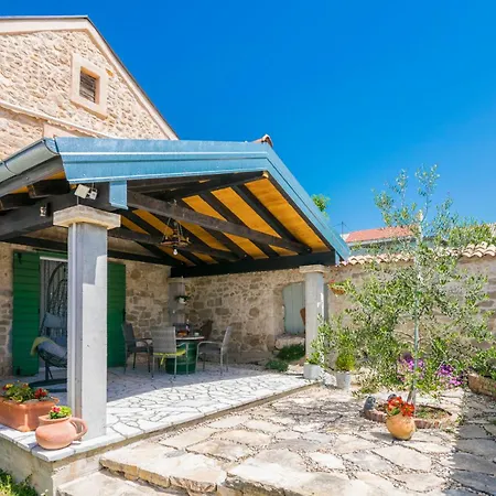 Joviraz Feriehus Zadar